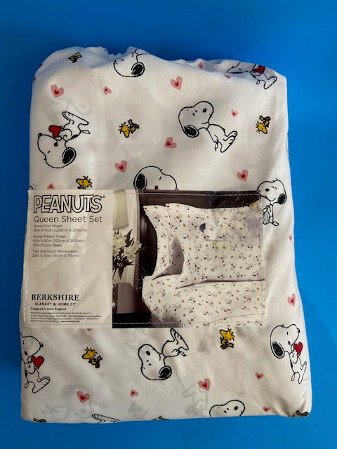 Berkshire Blanket & Home Co. Peanuts Valentines Valentine's Day Themed Sheet Set (Queen)