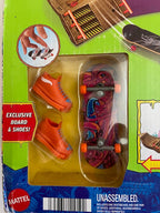 Hot Wheels Skate Octopark Playset, with Exclusive Fingerboard and Skate Shoes