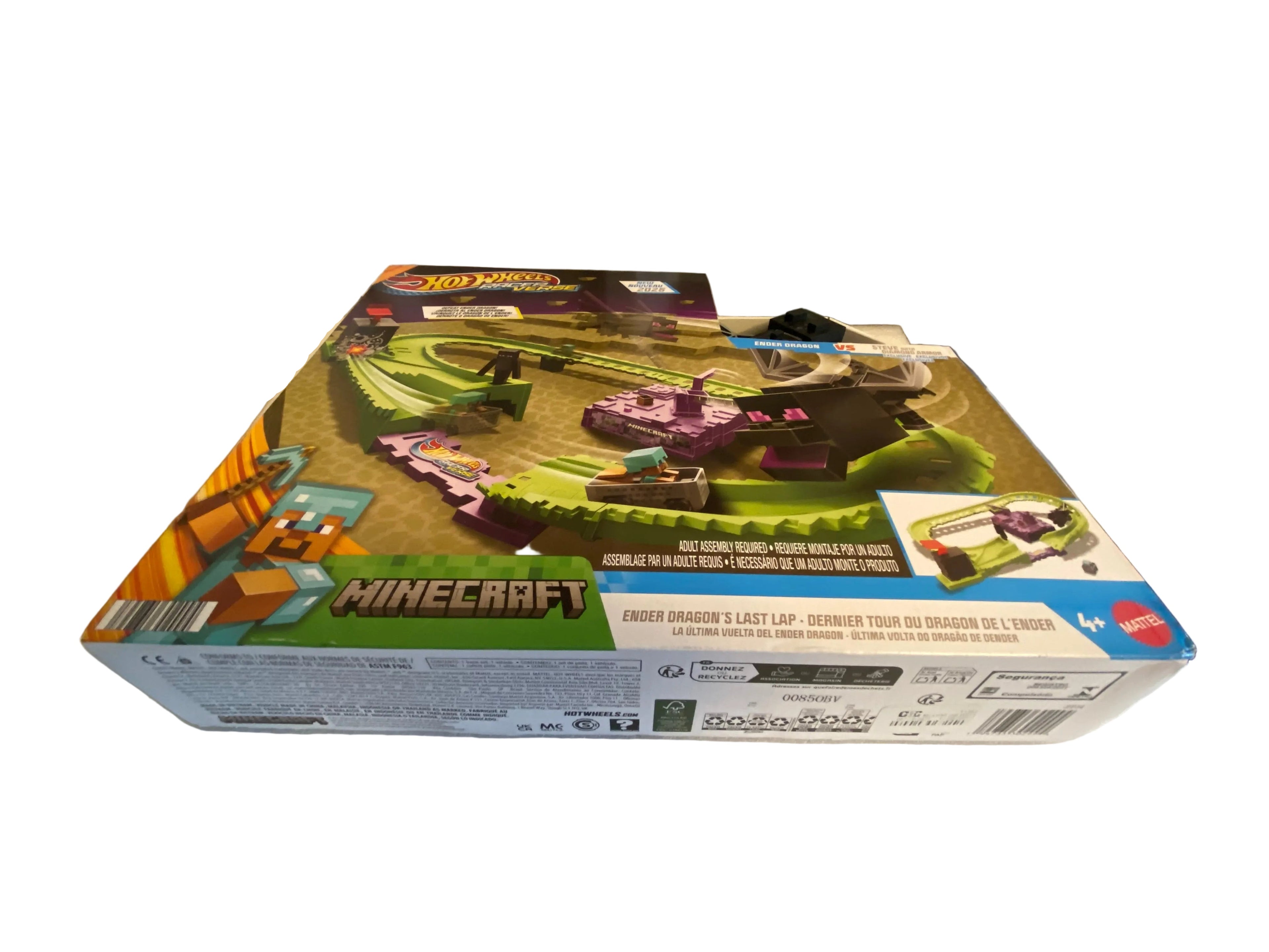 Hot Wheels Racer Verse Minecraft Track Set w/ Die-Cast Diamond Armor Steve